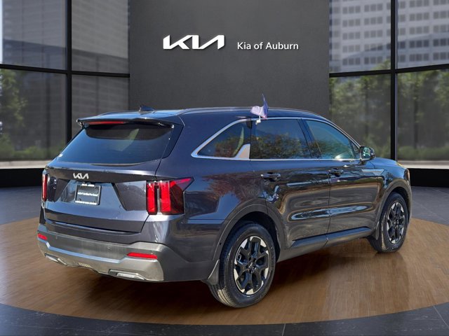 Used 2025 Kia Sorento S w/ Panoramic Sunroof Package image 5