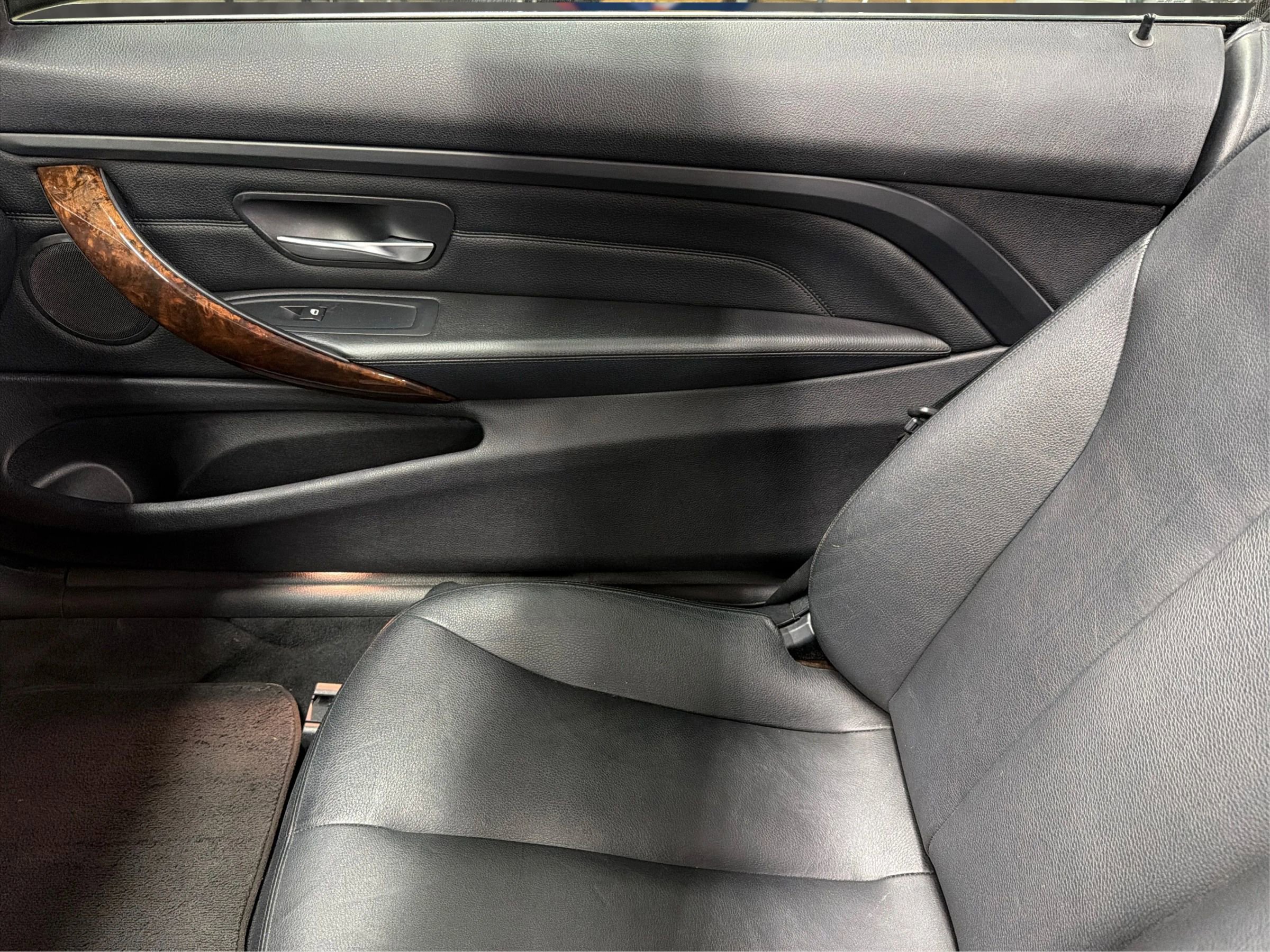 Used 2014 BMW 428i Convertible image 41