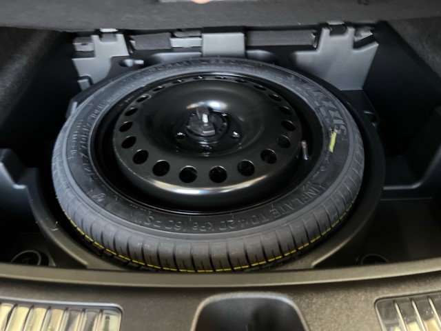 Used 2024 Cadillac XT4 Sport image 11