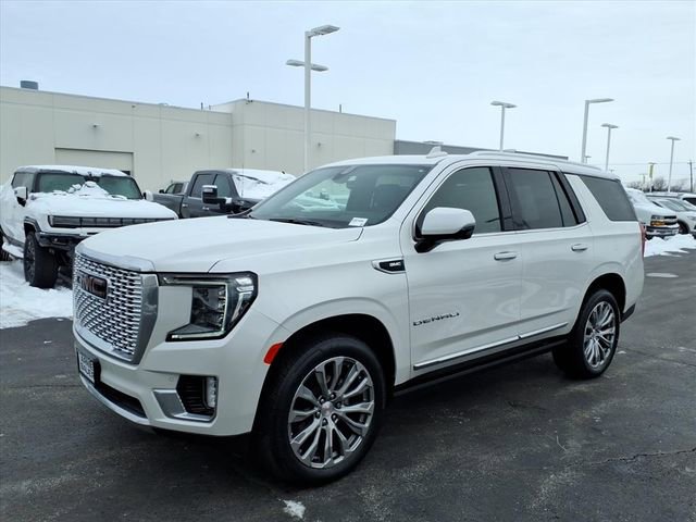 Used 2021 GMC Yukon Denali w/ Denali Premium Package image 11