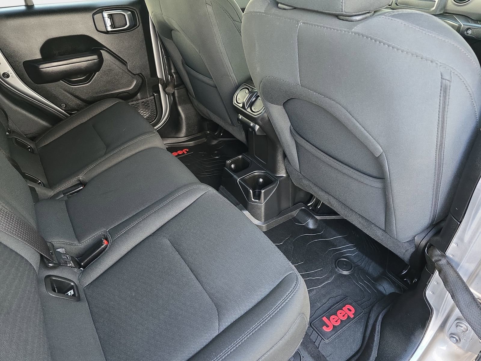 Used 2020 Jeep Gladiator Sport w/ Quick Order Package 24S image 13