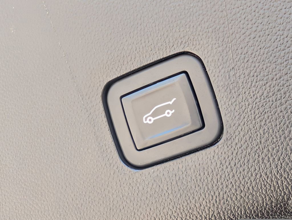 Used 2019 Chevrolet Traverse LT AWD/4WD image 24