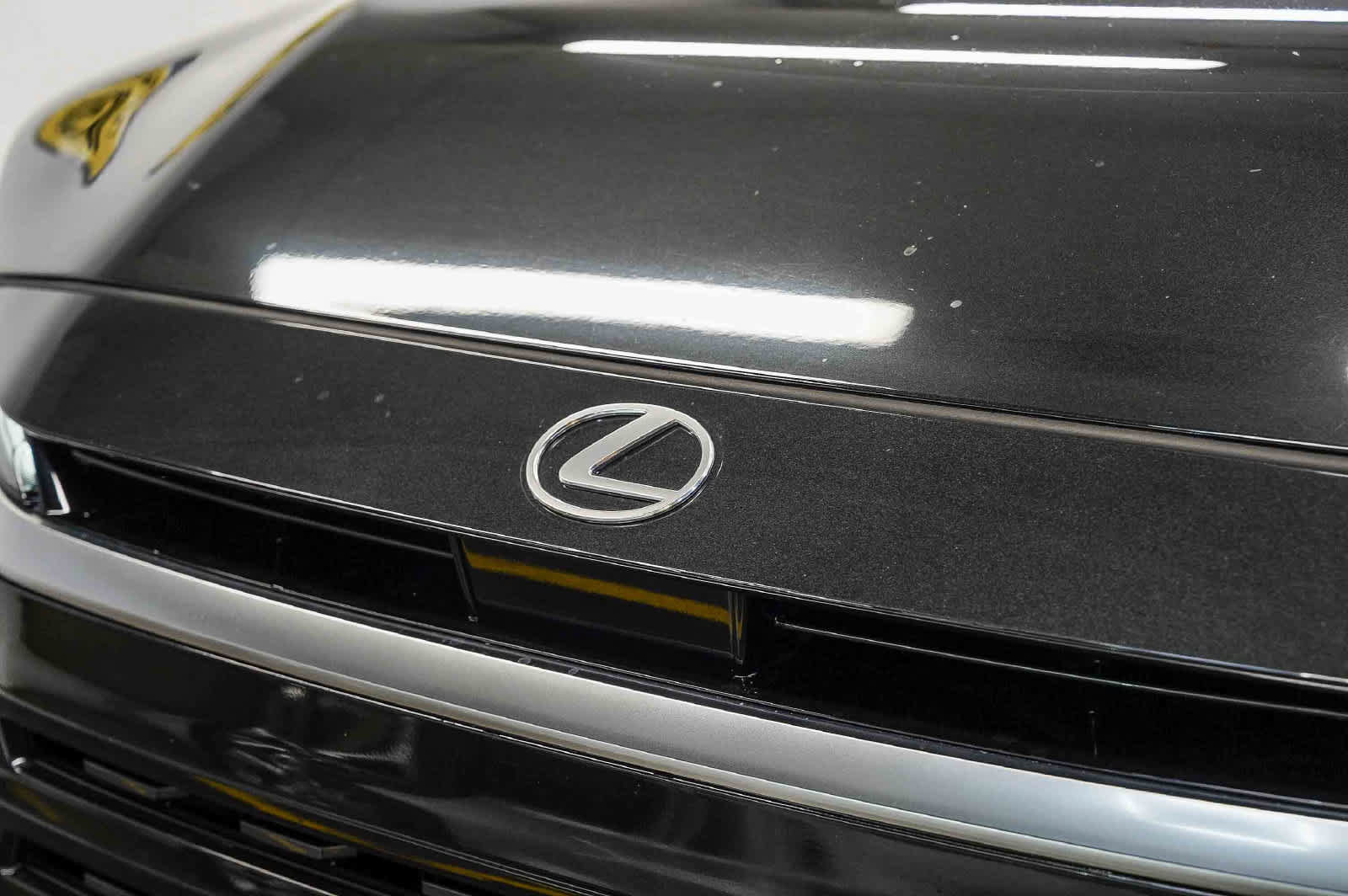 Used 2025 Lexus TX 350 FWD w/ Technology Package image 8