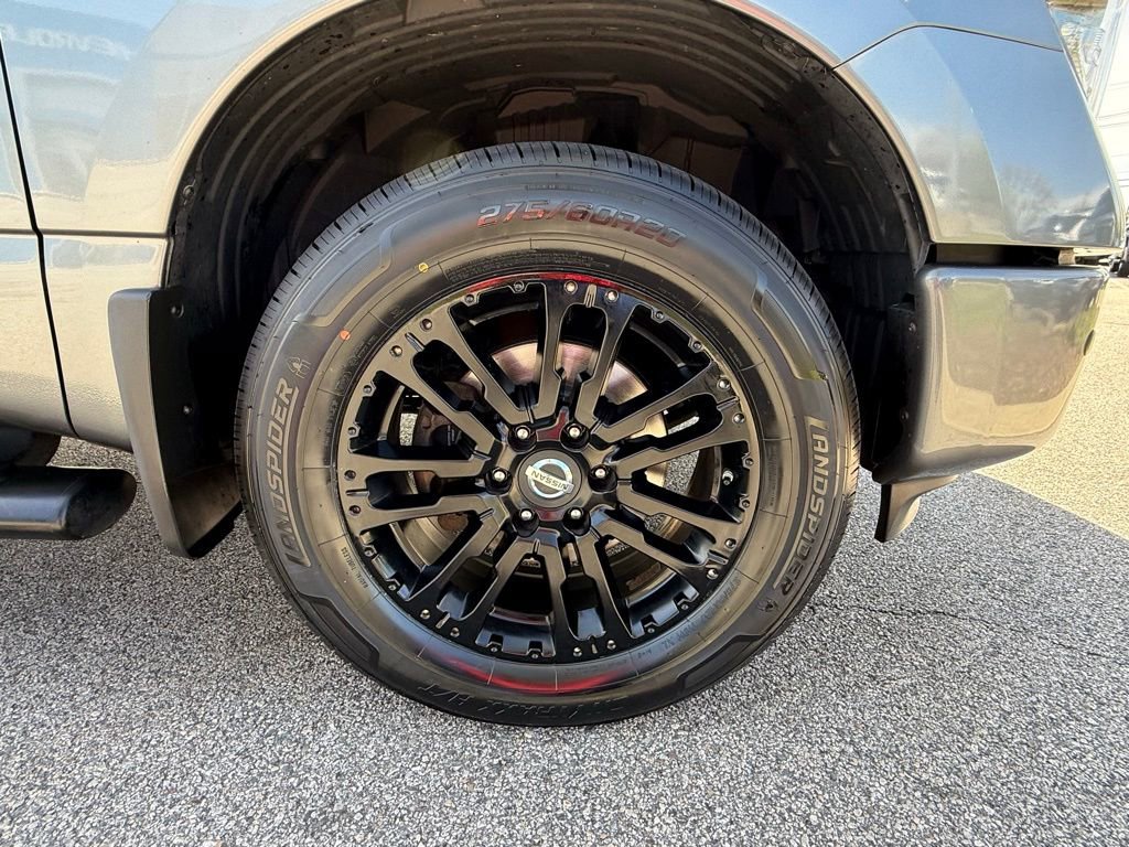 Used 2018 Nissan Titan SL w/ Midnight Edition AWD/4WD image 38