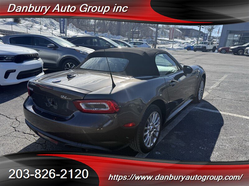 Used 2018 FIAT 124 Spider Classica w/ Technology & Siriusxm Group RWD image 6