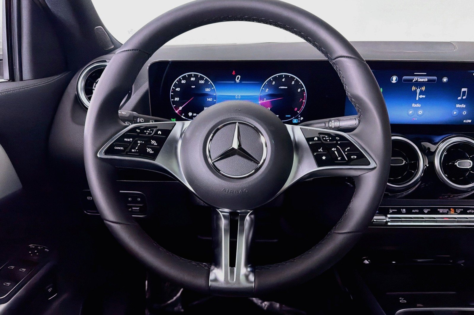 New 2026 Mercedes-Benz GLA 250 image 17