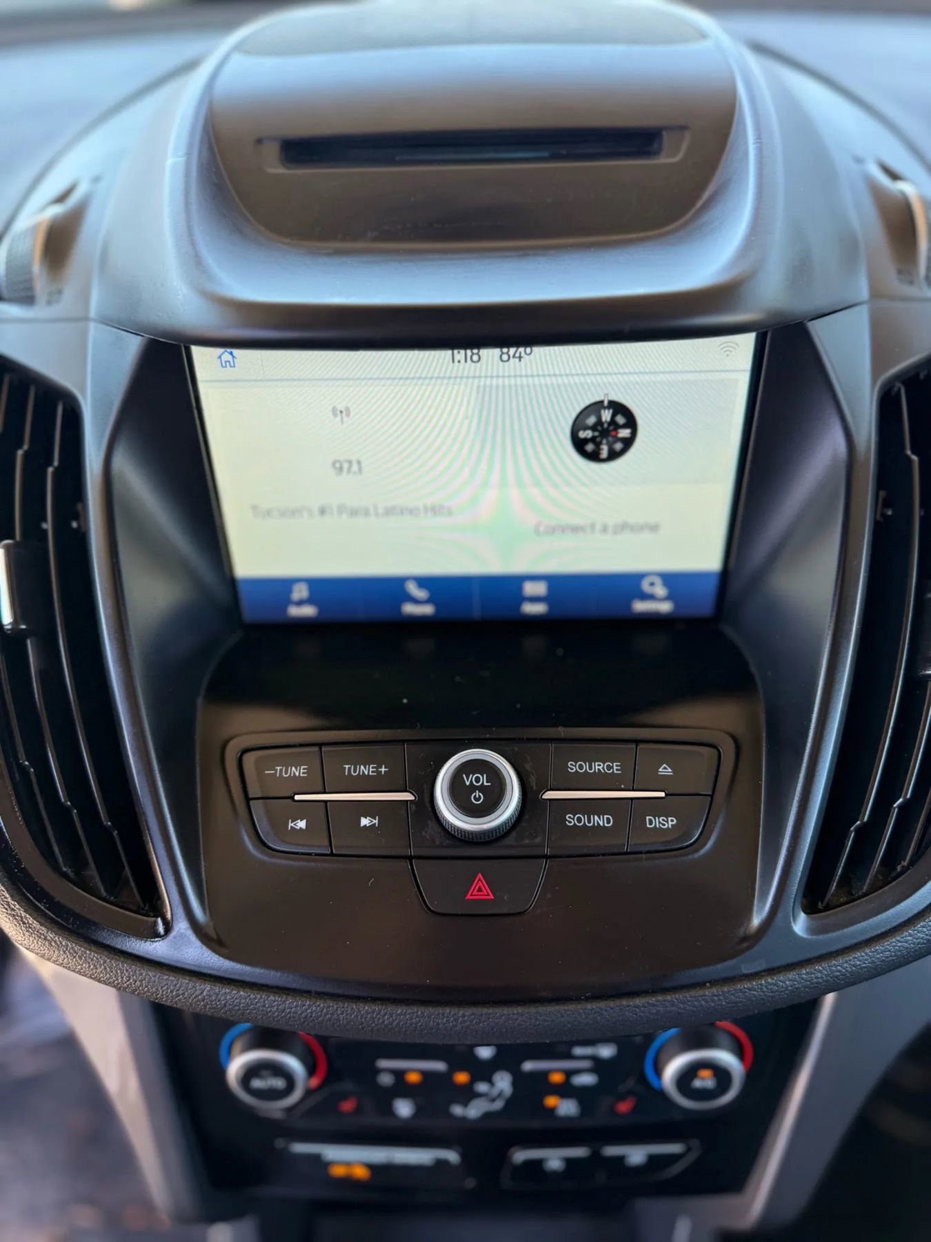 Used 2018 Ford Escape SE w/ Ford Safe & Smart Package image 17