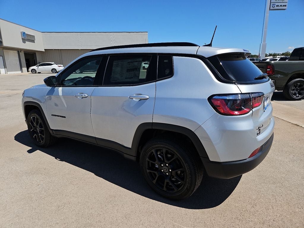 New 2026 Jeep Compass Latitude AWD/4WD image 4