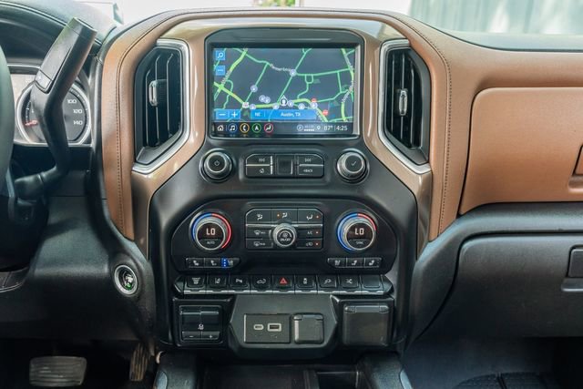 Used 2022 Chevrolet Silverado 3500 High Country image 26