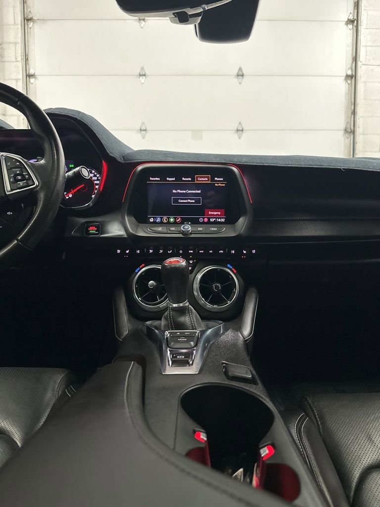 Used 2019 Chevrolet Camaro SS RWD image 24