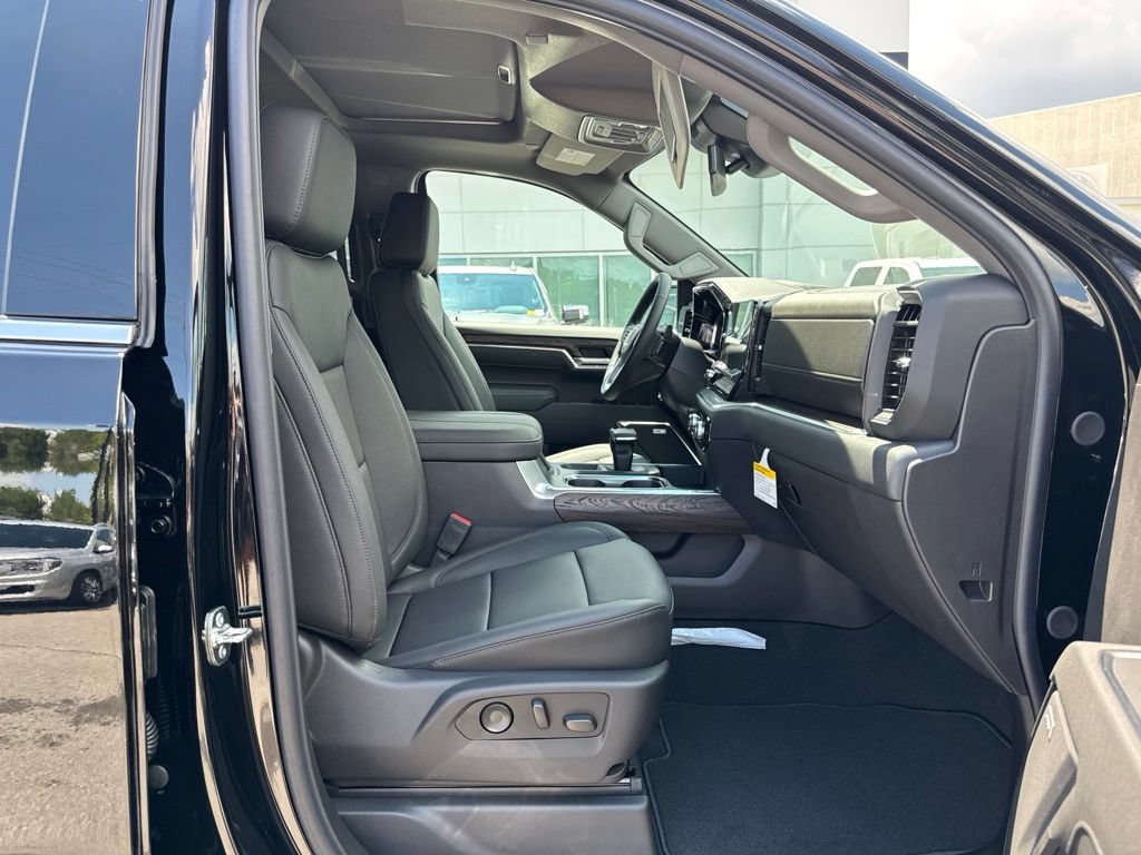 New 2026 GMC Sierra 1500 SLT w/ SLT Premium Plus Package AWD/4WD image 18