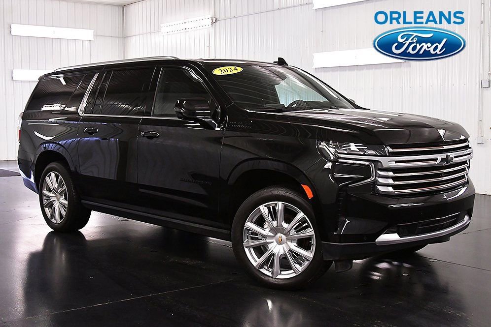 Used 2024 Chevrolet Suburban High Country AWD/4WD image 1