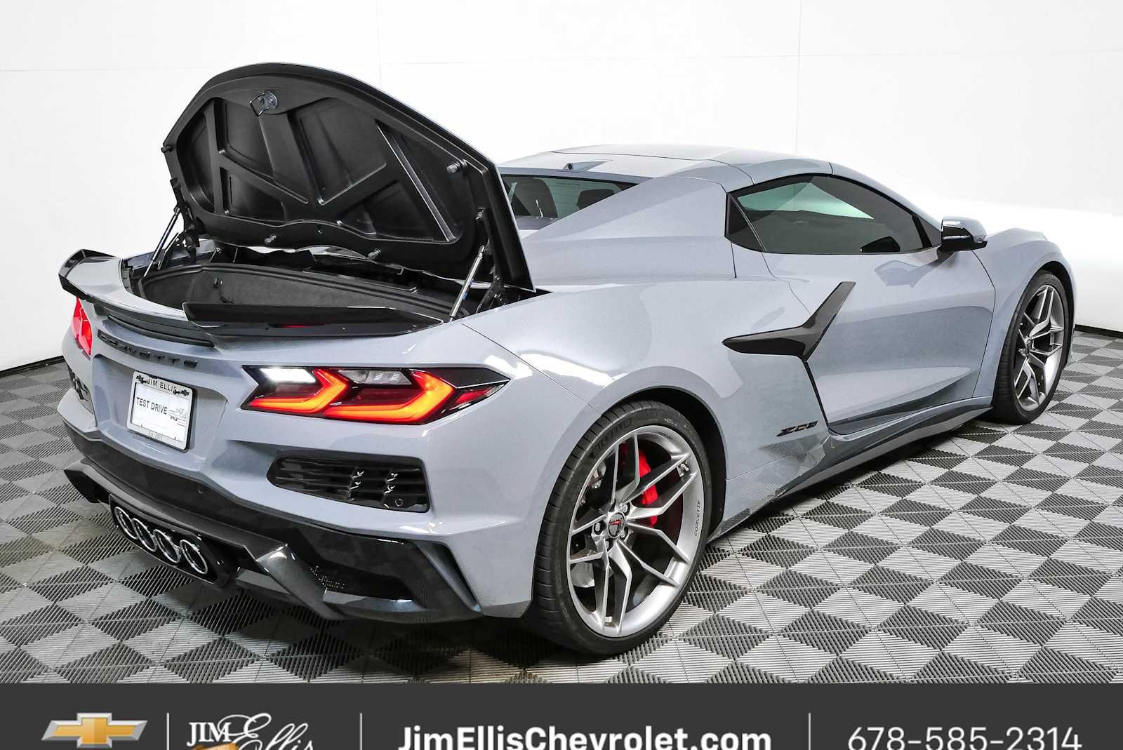 Used 2025 Chevrolet Corvette Z06 RWD image 22
