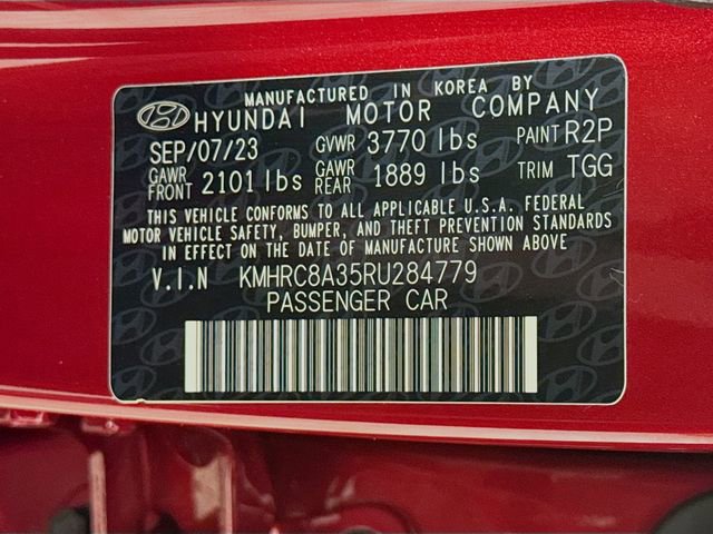 Used 2024 Hyundai Venue SEL image 17