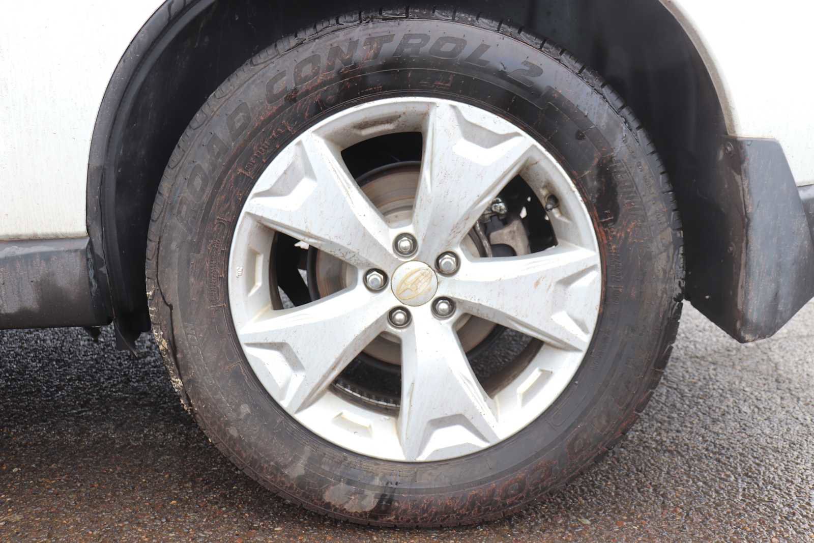 Used 2015 Subaru Forester 2.5i Limited image 9