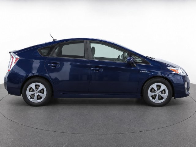 Used 2015 Toyota Prius Two FWD image 8