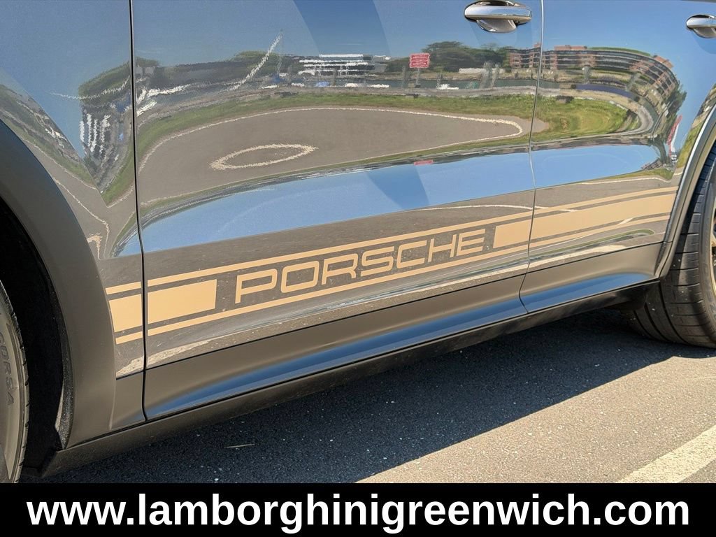 Used 2024 Porsche Cayenne Turbo GT AWD/4WD image 19
