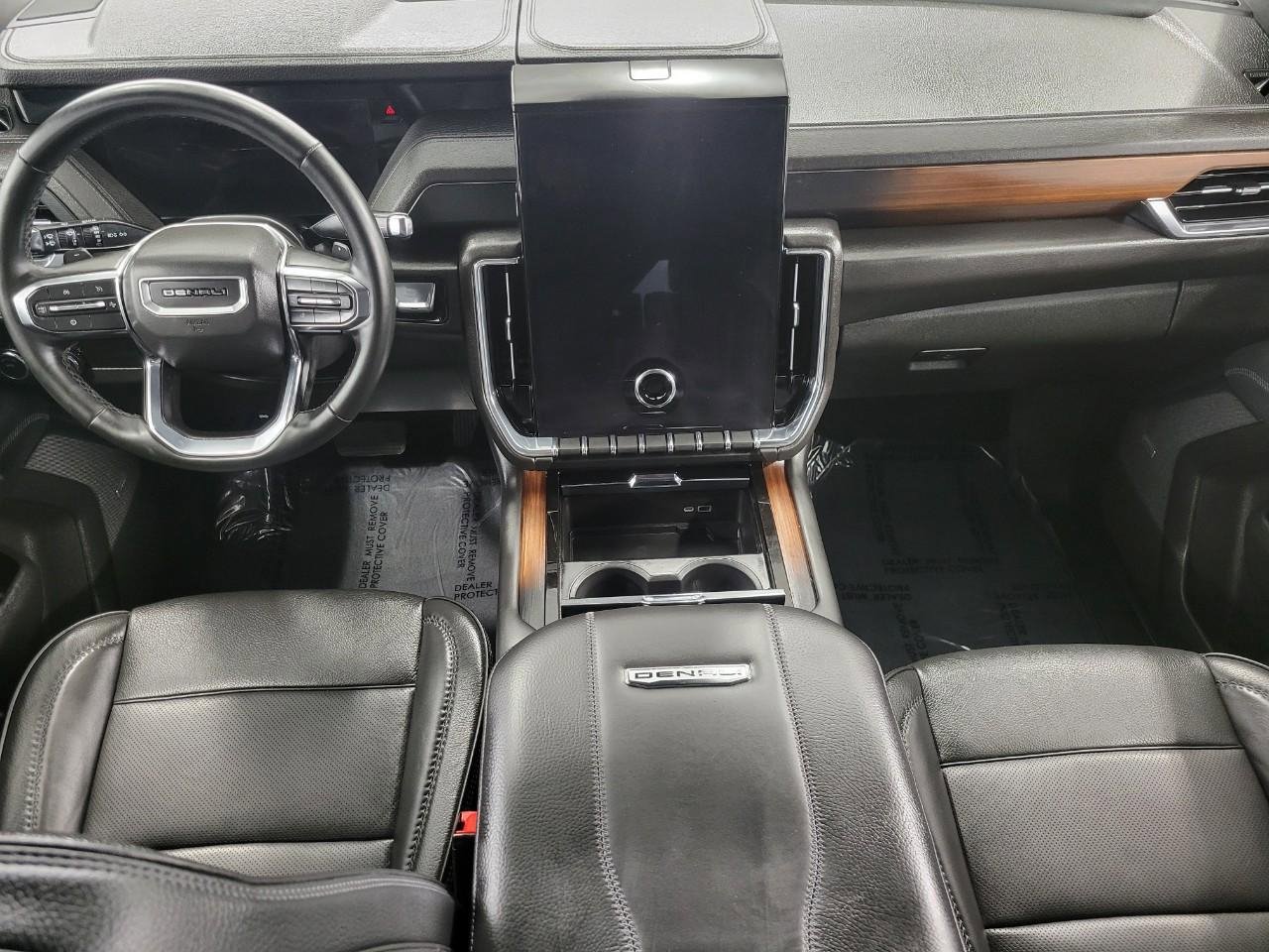 Certified 2025 GMC Yukon XL Denali image 7