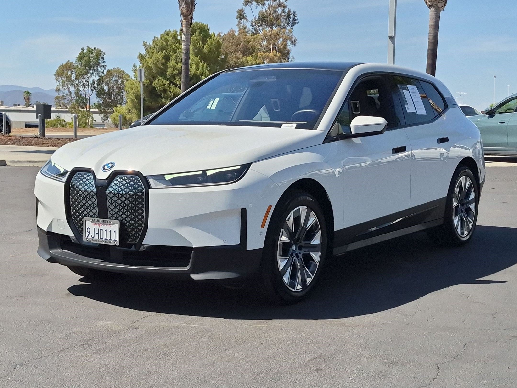 Certified 2024 BMW iX xDrive50 w/ Premium Package AWD/4WD image 5