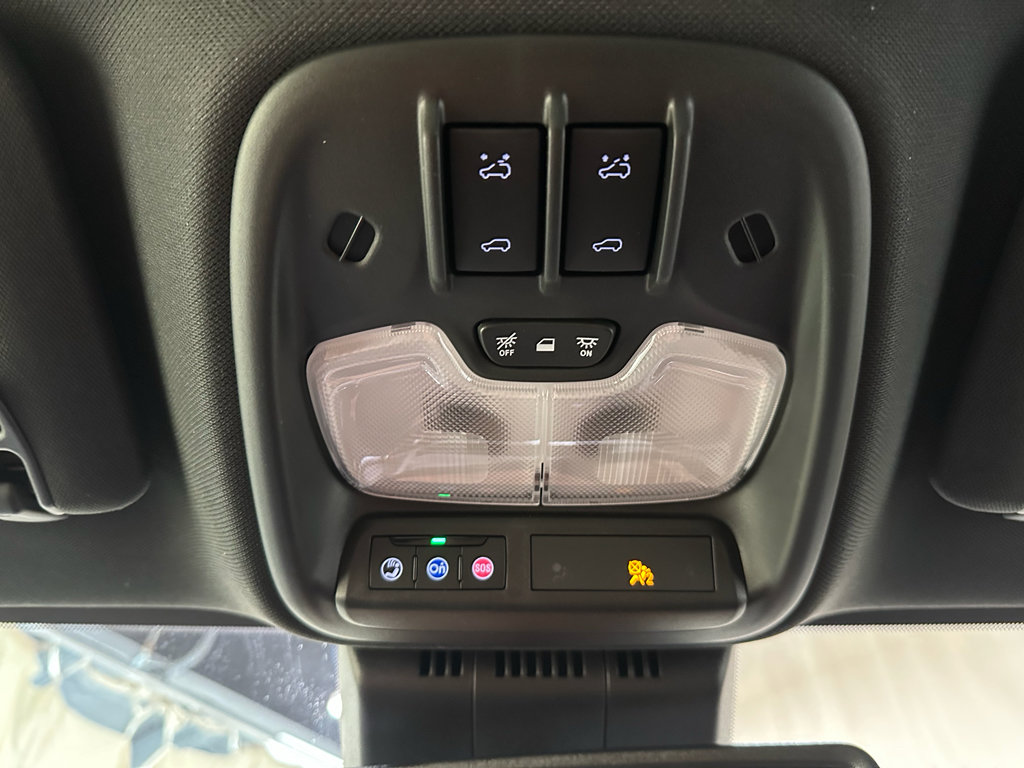 Certified 2024 GMC Canyon AT4 w/ Technology Package image 34