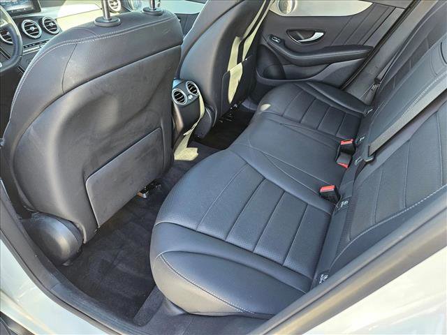 Used 2019 Mercedes-Benz GLC 300 4MATIC image 19