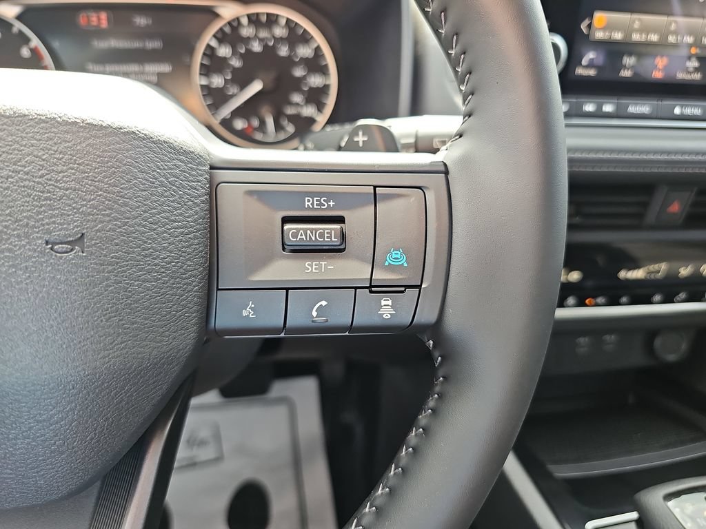 Used 2026 Nissan Rogue Dark Armor AWD/4WD image 23