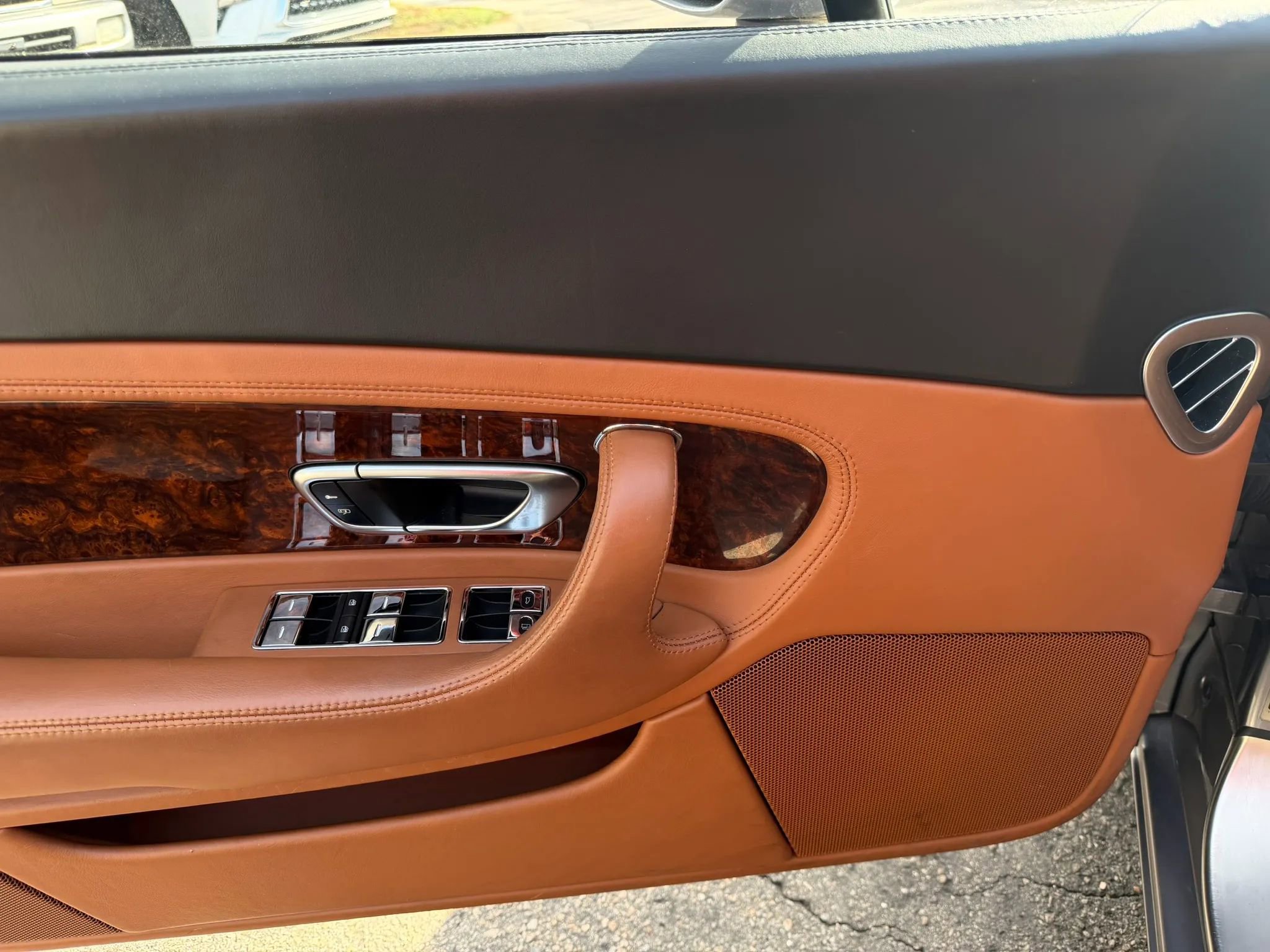 Used 2005 Bentley Continental GT image 21