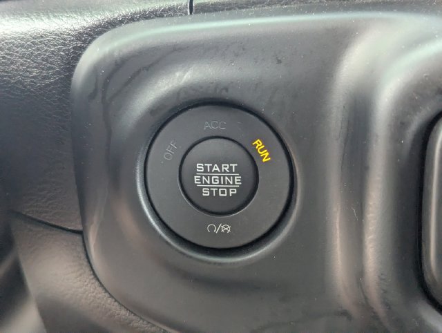 Used 2023 Jeep Wrangler Sport AWD/4WD image 32