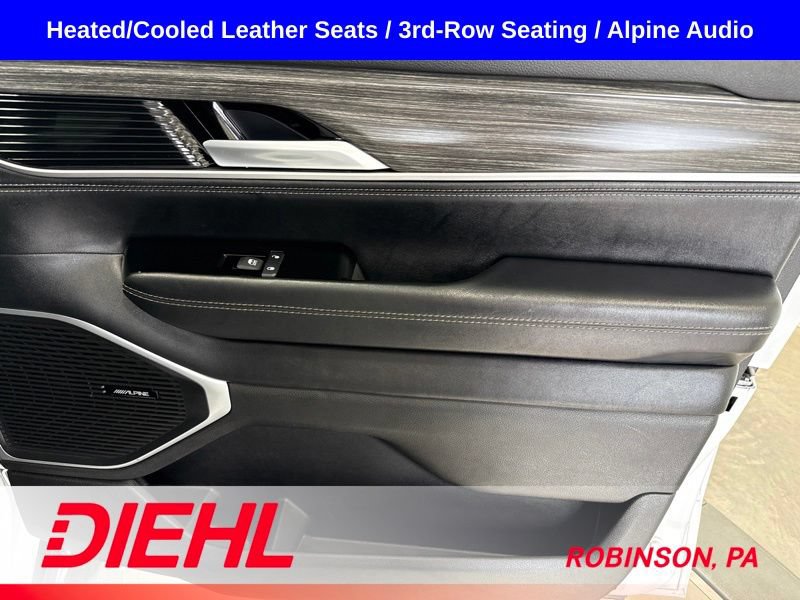 Used 2024 Jeep Wagoneer Series III AWD/4WD image 19