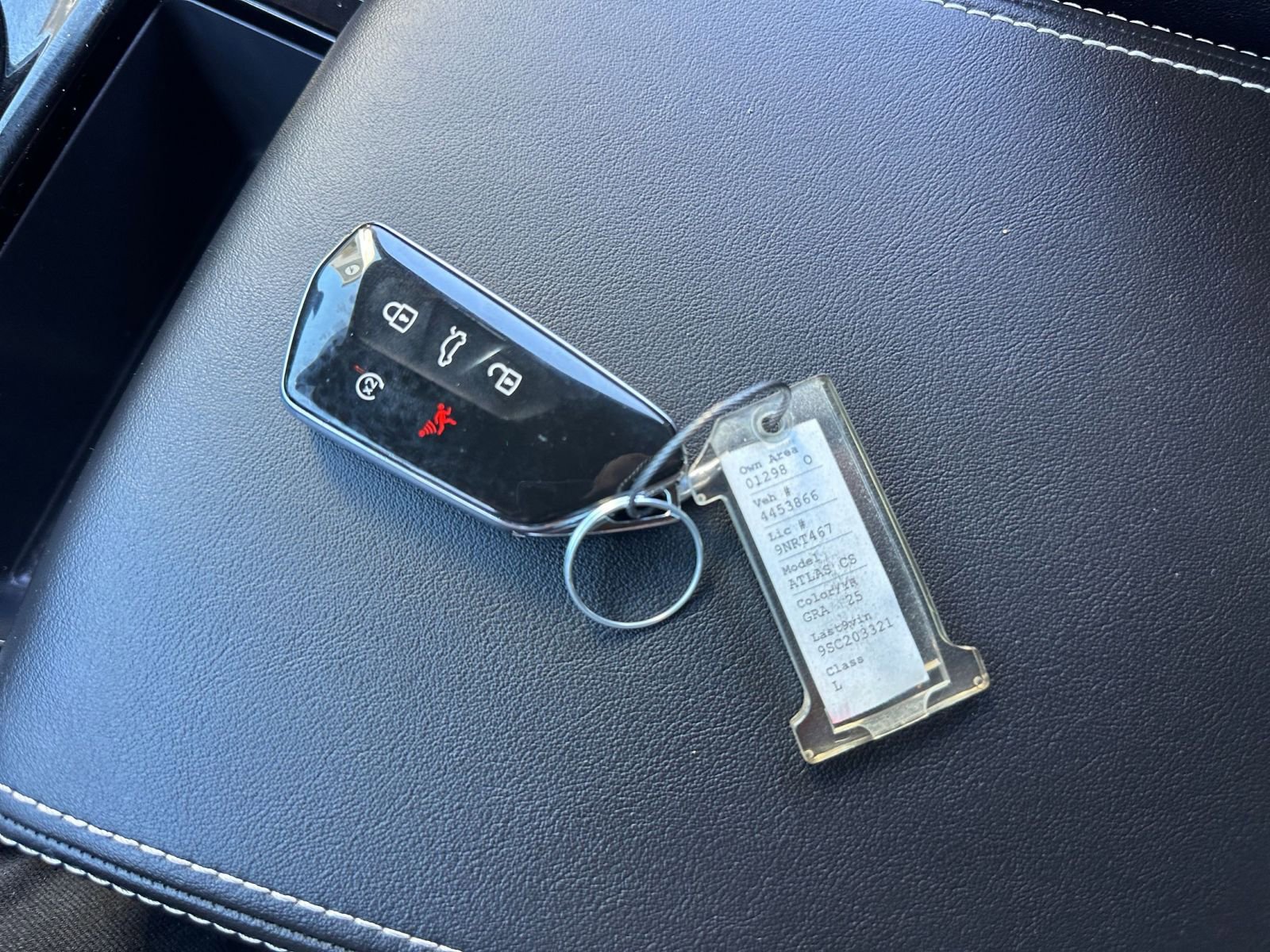 Used 2025 Volkswagen Atlas Cross Sport SE image 22