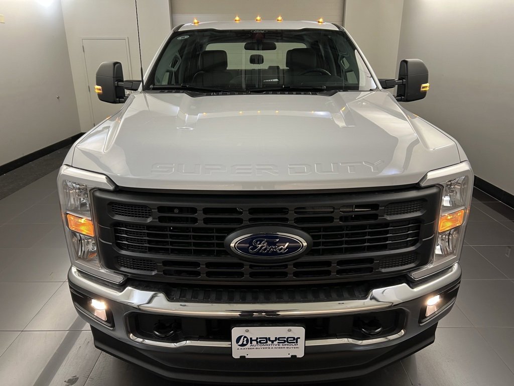 New 2026 Ford F250 XL w/ XL Chrome Package image 2