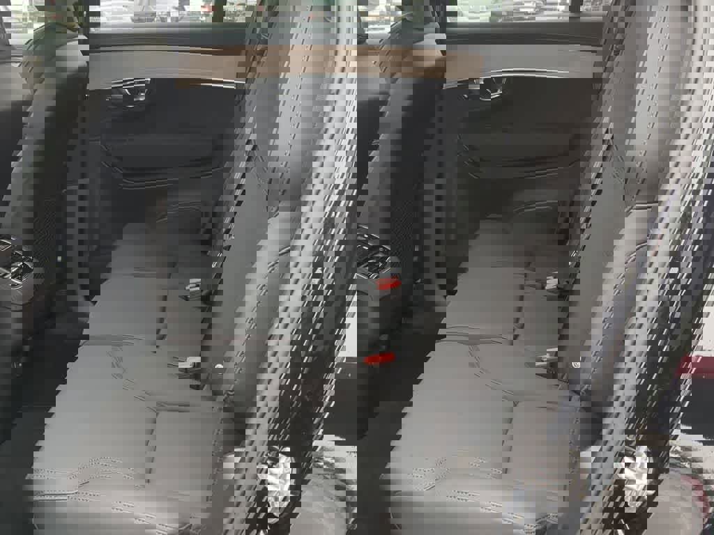 Used 2026 Volvo XC90 B6 Plus w/ Protection Package Premier image 18