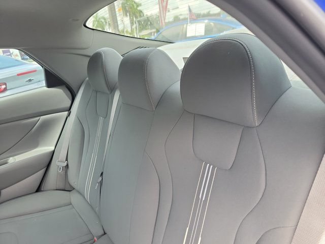 Used 2024 Hyundai Elantra SEL FWD image 12