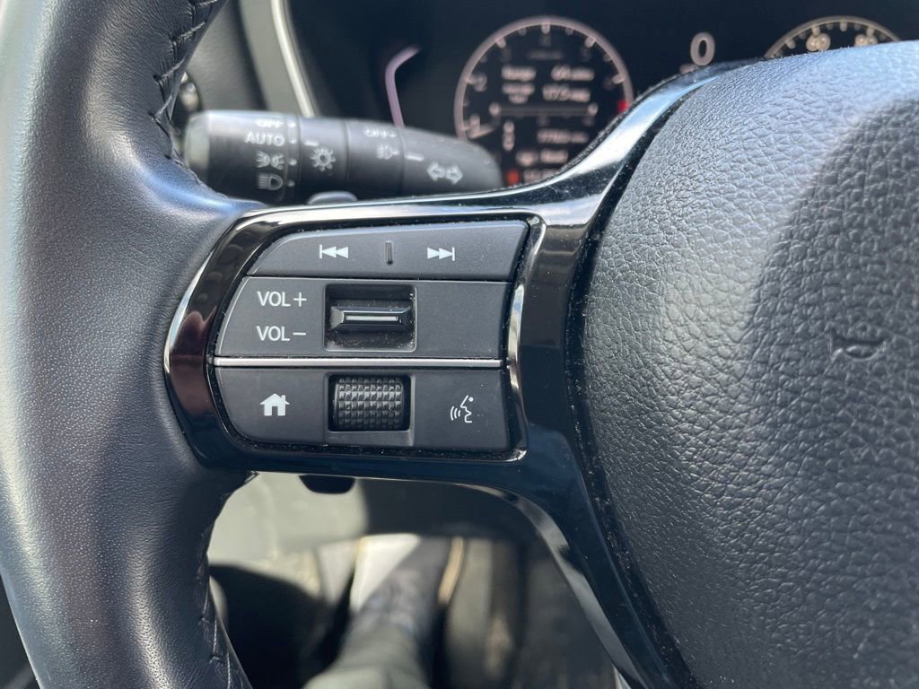 Used 2023 Honda Pilot EX-L image 25