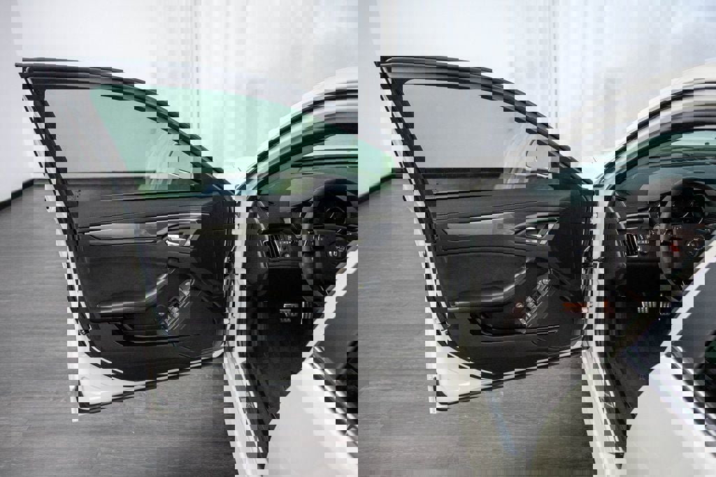 Used 2011 Cadillac CTS V image 16