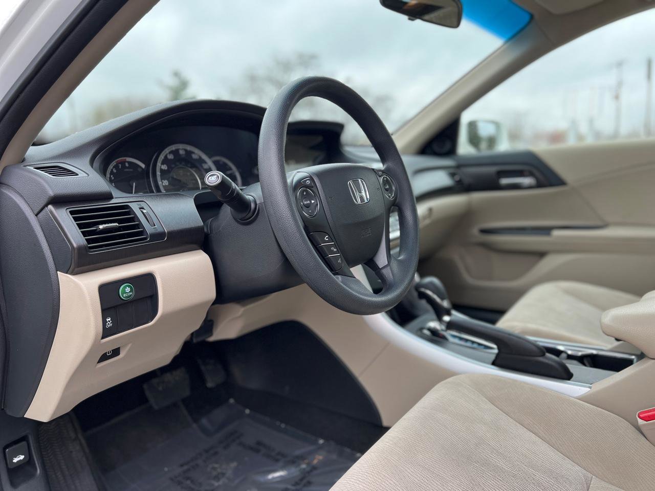 Used 2013 Honda Accord EX image 16