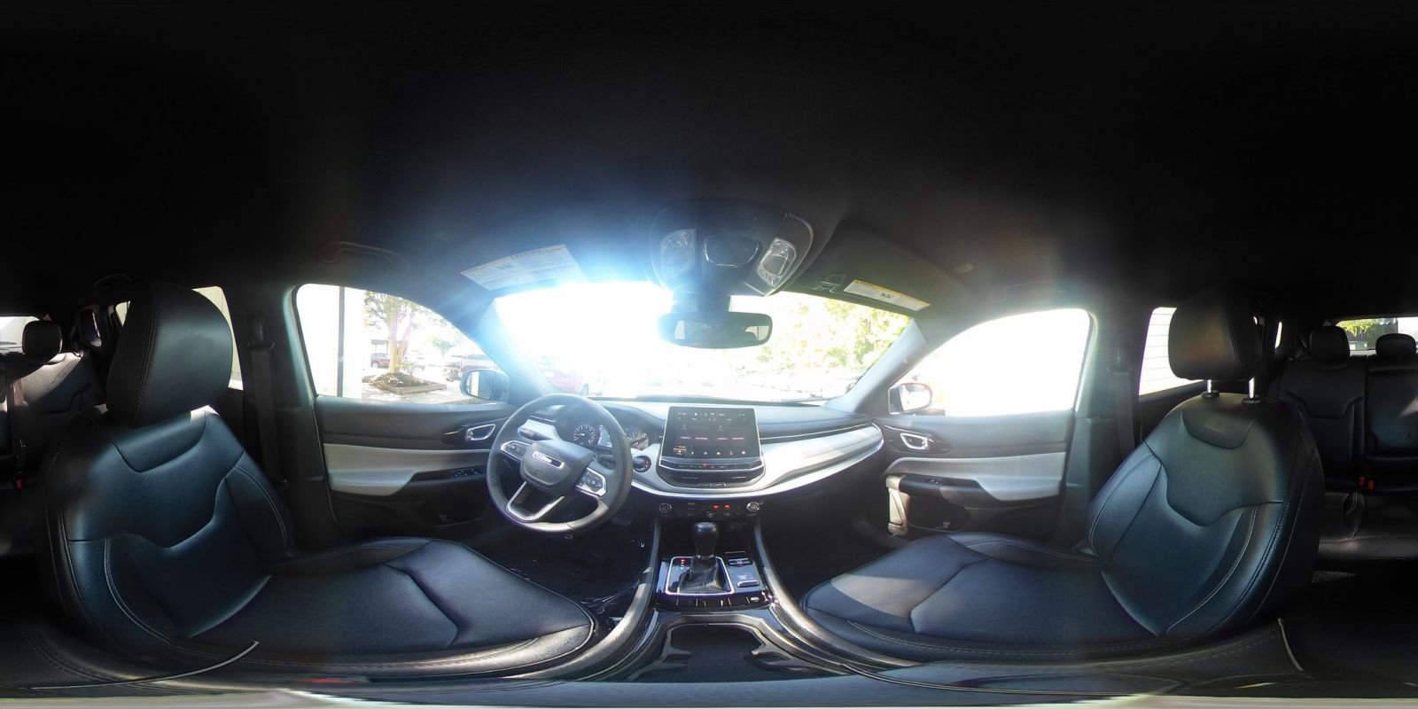 Used 2025 Jeep Compass Limited AWD/4WD image 37