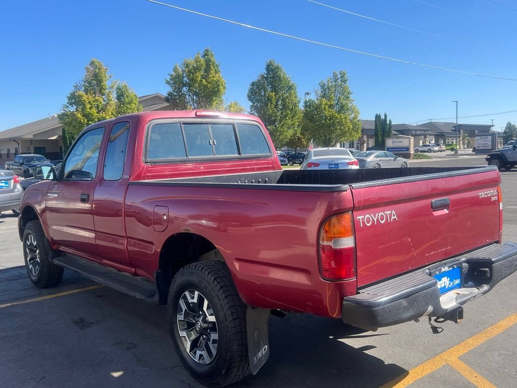 Used 1998 Toyota Tacoma 4x4 Xtracab w/ SR5 Pkg w/ Color-Key Pkg image 5