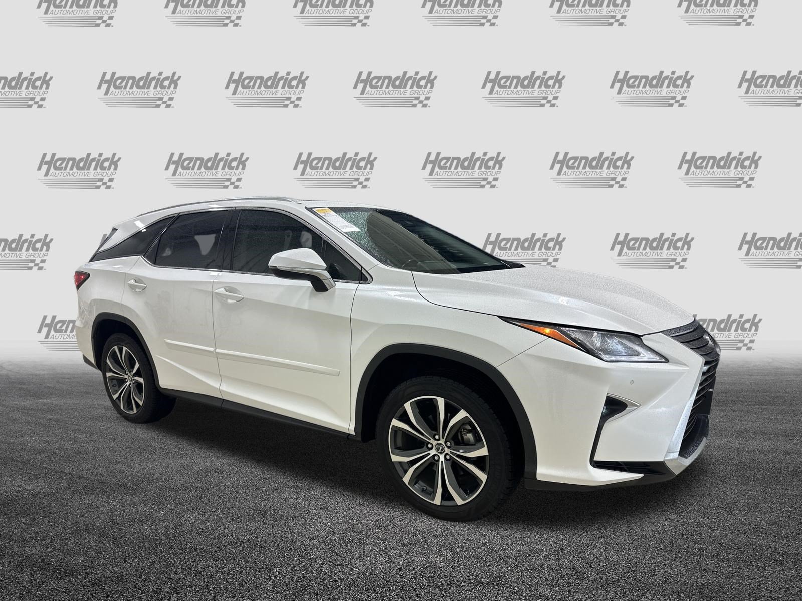 Used 2018 Lexus RX 350L AWD w/ Premium Package image 2