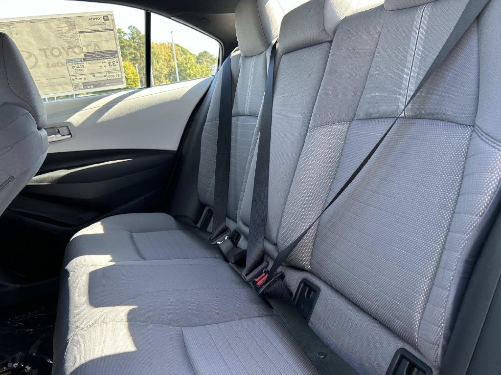 New 2027 Toyota Corolla SE FWD image 17