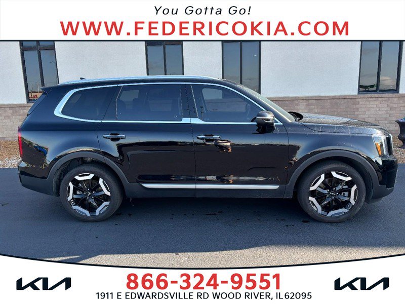Used 2023 Kia Telluride S w/ S Sunroof Package