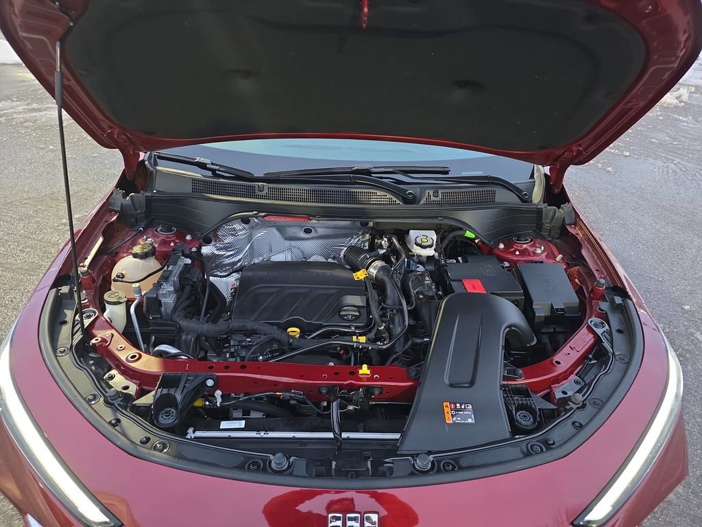 Used 2024 Buick Envista Preferred image 32