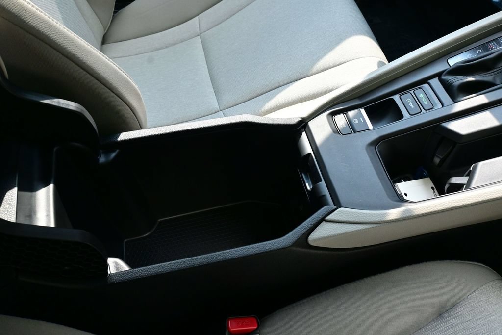 Certified 2025 Honda Accord LX image 41