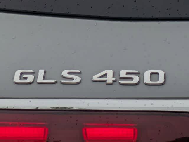 Used 2024 Mercedes-Benz GLS 450 4MATIC image 12
