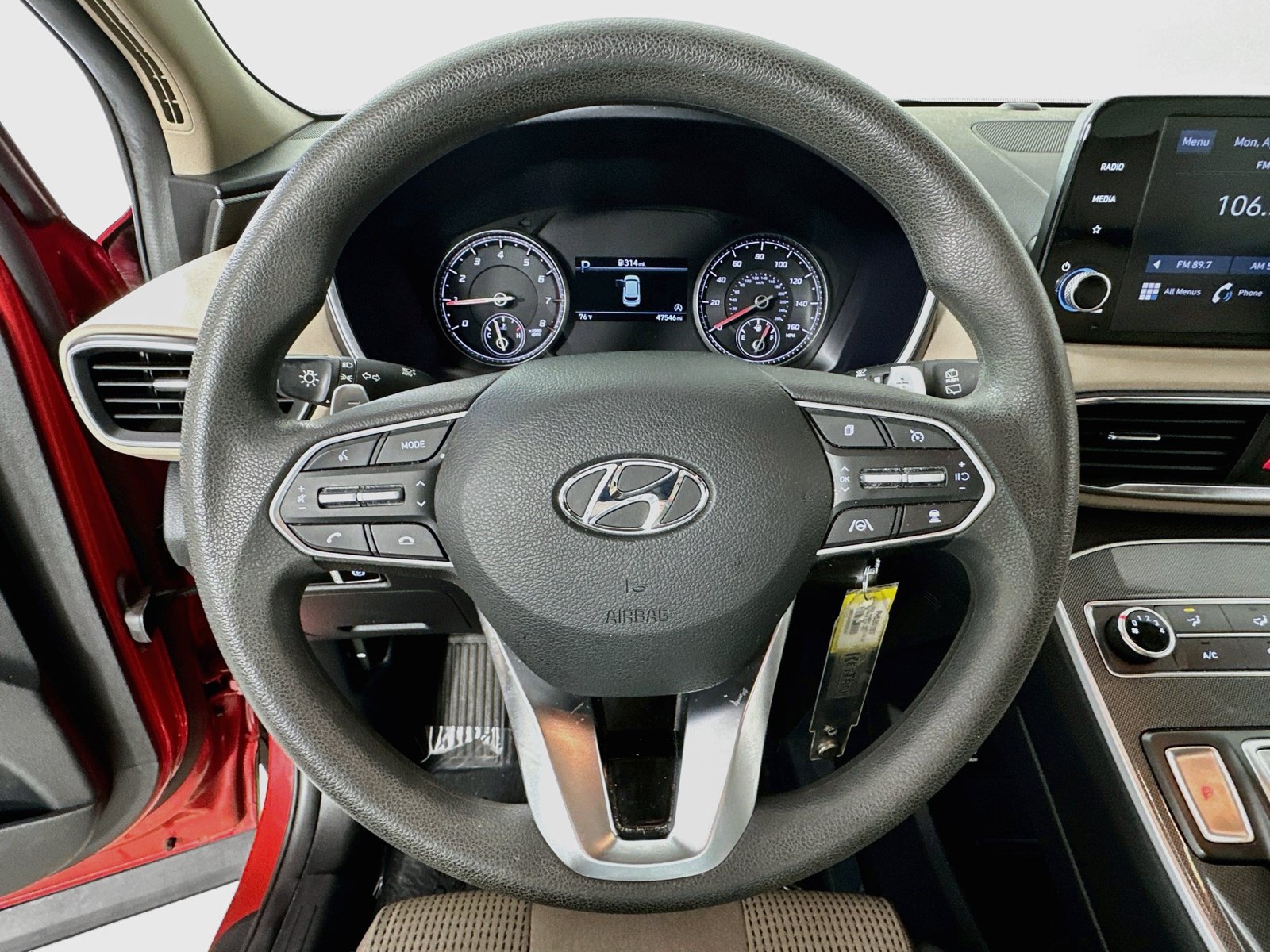Used 2023 Hyundai Santa Fe SE AWD/4WD image 11