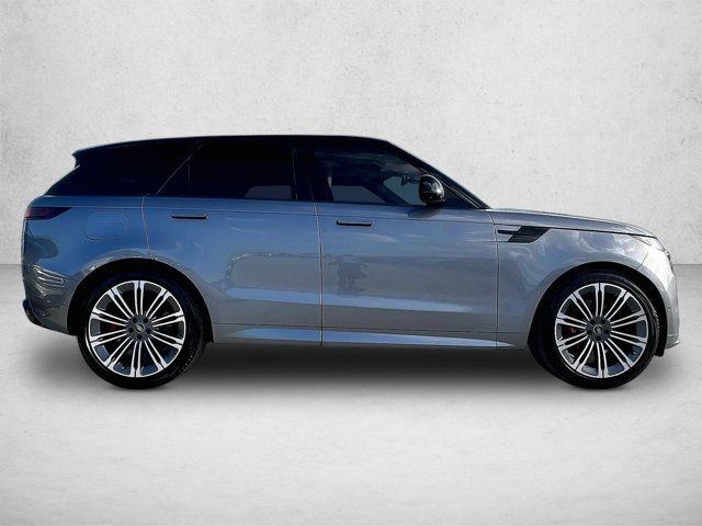 Used 2024 Land Rover Range Rover Sport Dynamic SE AWD/4WD image 5