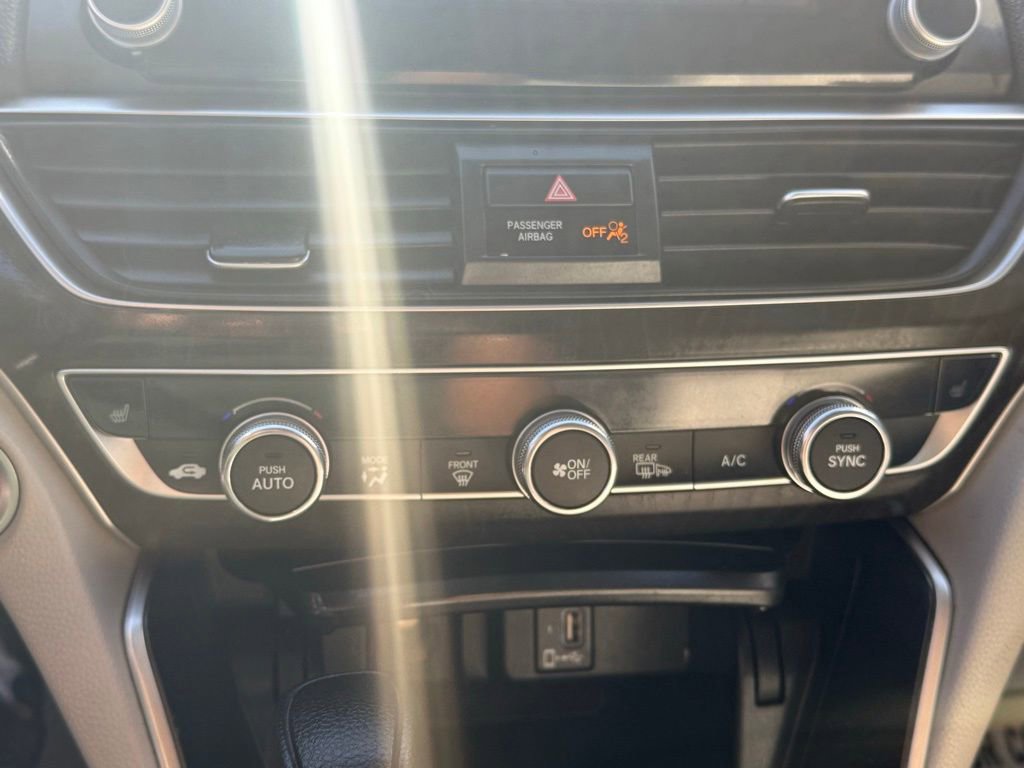 Used 2020 Honda Accord EX image 18