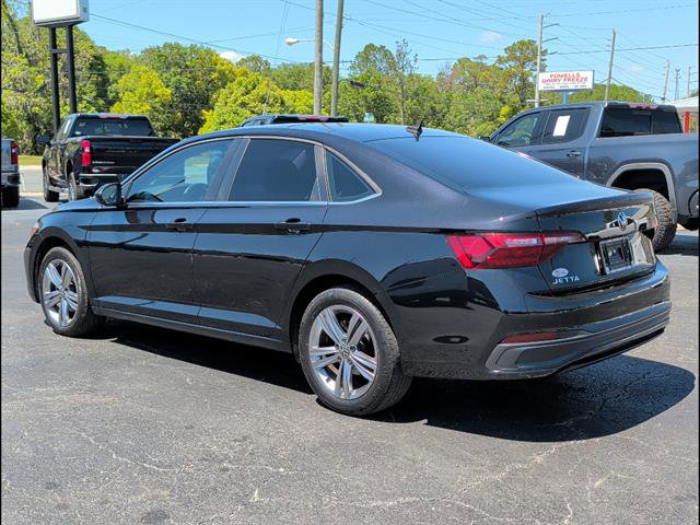 Used 2022 Volkswagen Jetta SE FWD image 9