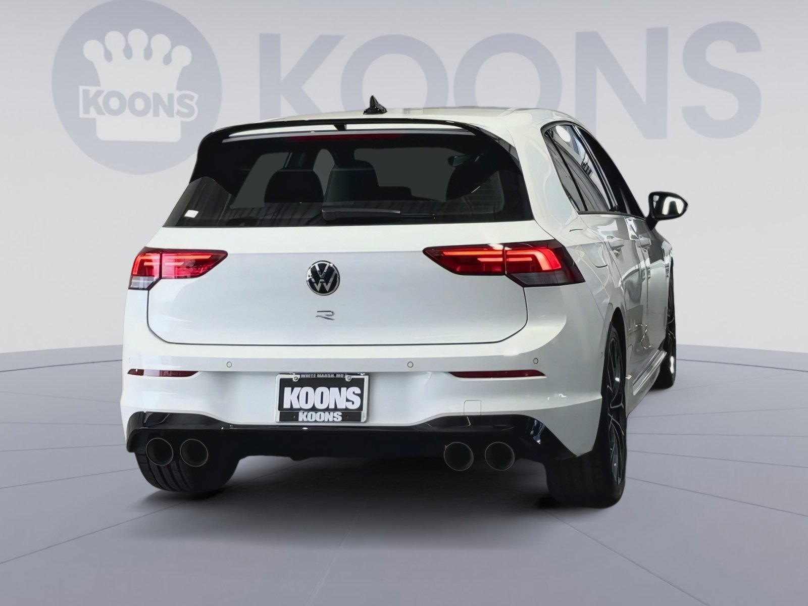 Used 2025 Volkswagen Golf w/ Euro Style Package AWD/4WD image 10