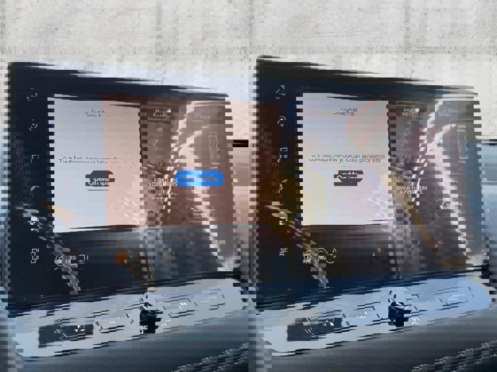 New 2025 Nissan Rogue Platinum w/ Tech Package image 16